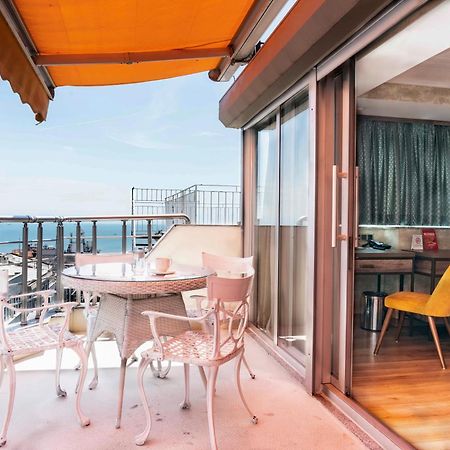 Castle Franco Suites 伊斯坦布尔 外观 照片