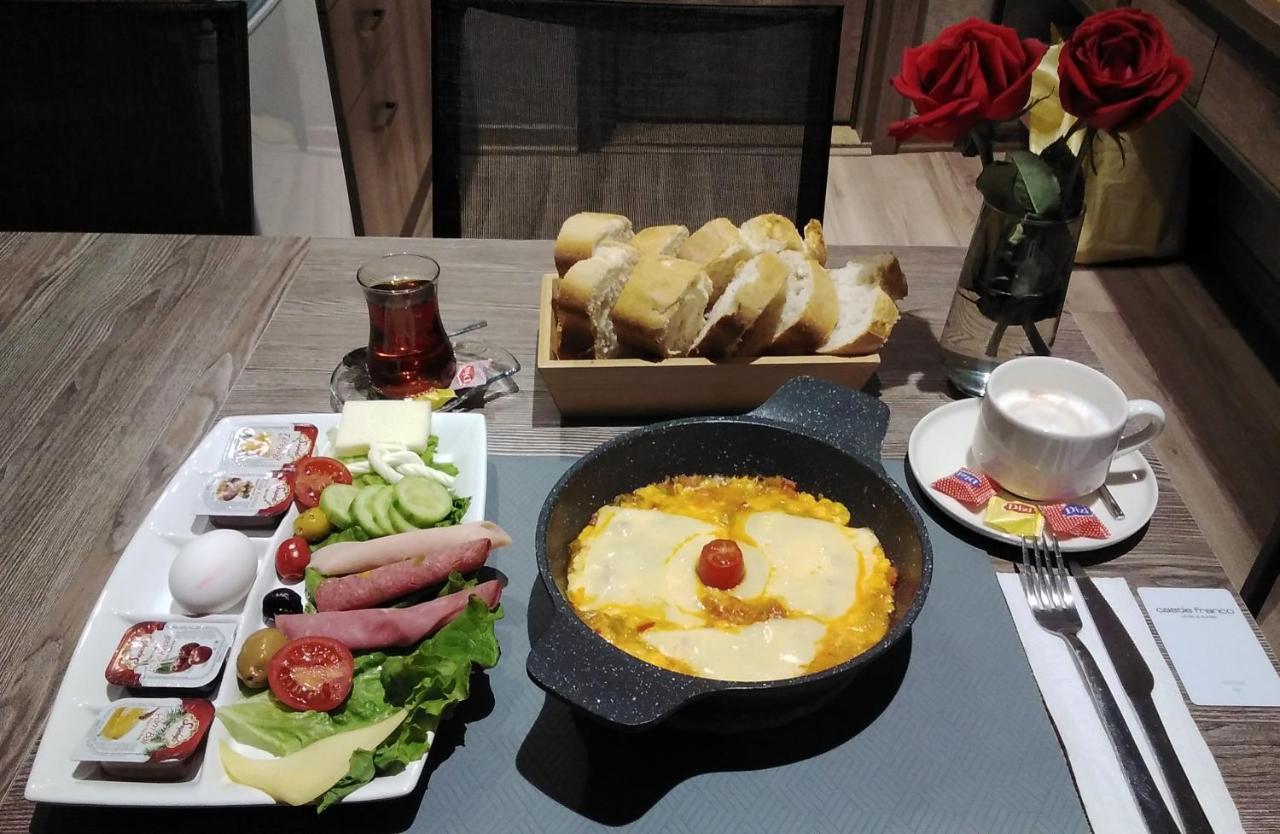 Castle Franco Suites 伊斯坦布尔 外观 照片
