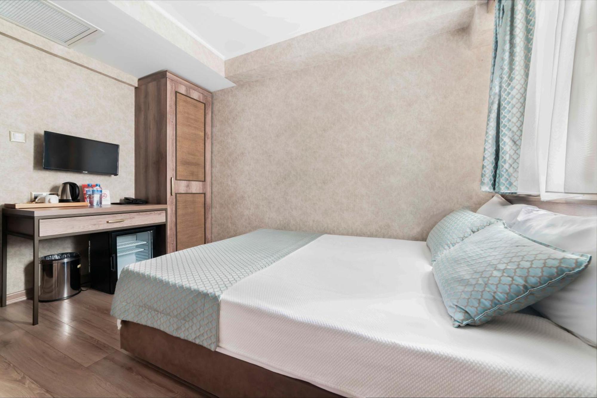 Castle Franco Suites 伊斯坦布尔 外观 照片