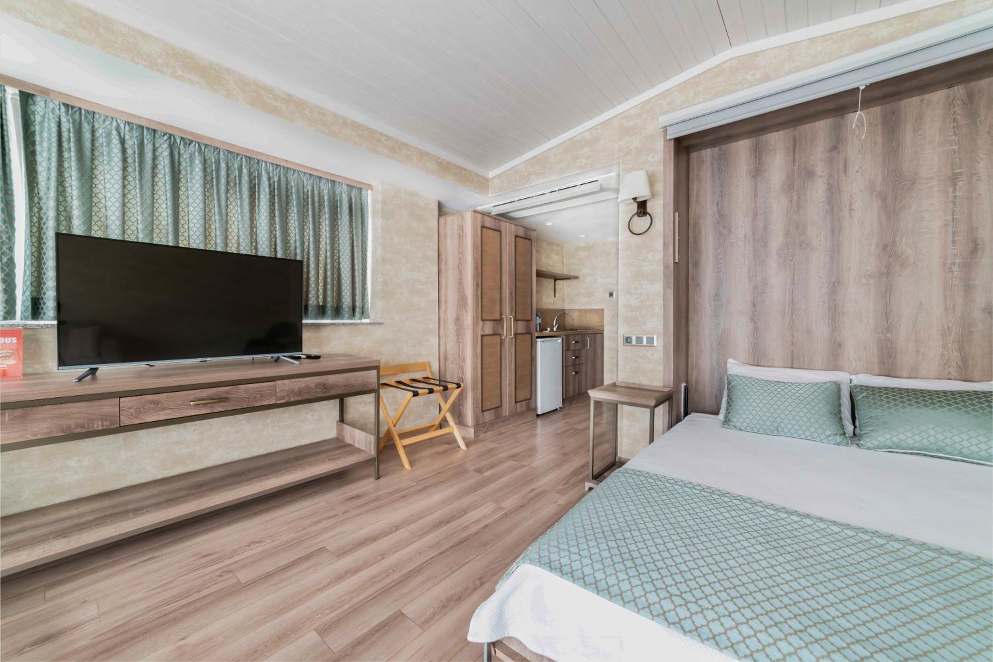 Castle Franco Suites 伊斯坦布尔 外观 照片
