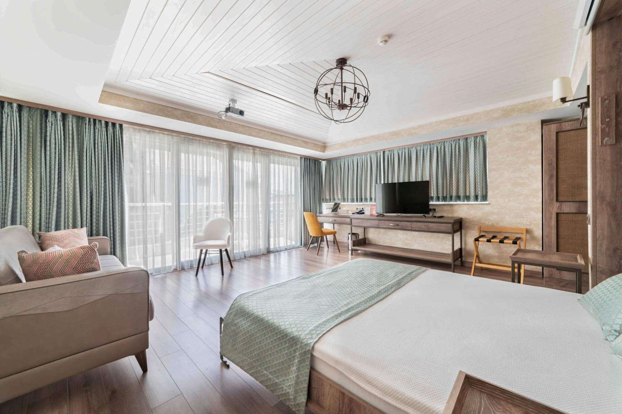 Castle Franco Suites 伊斯坦布尔 外观 照片